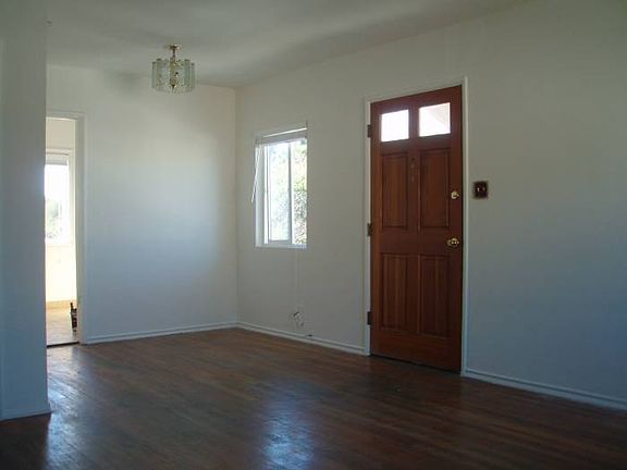 Dining Room/Front Door