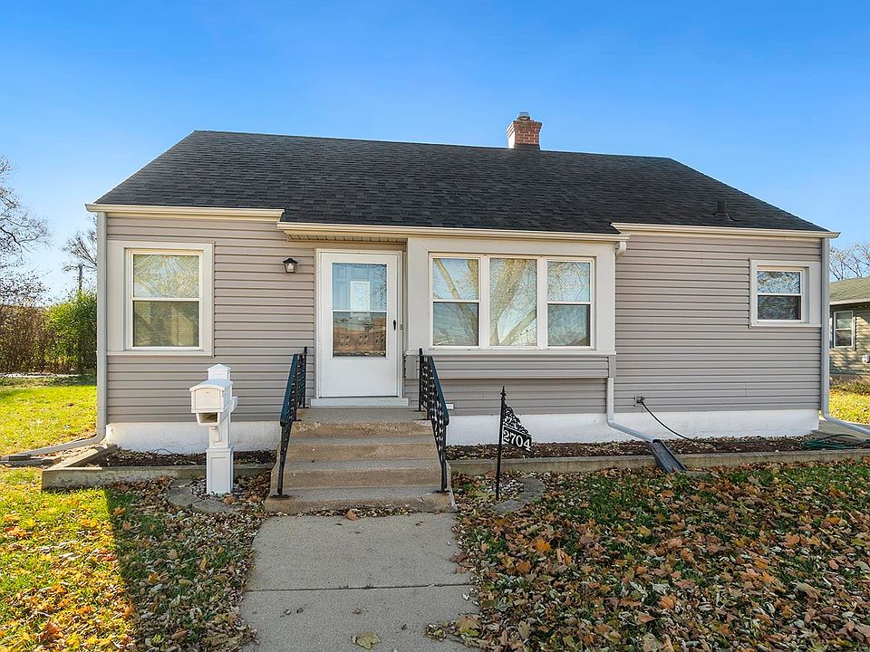 1st image of 2704 Lawndale Ave