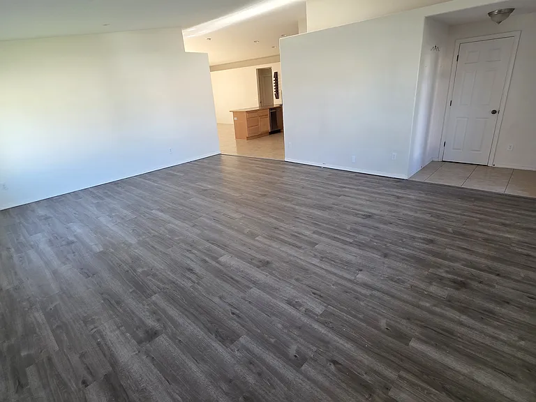 5306 Hayes Ln — Photo 3