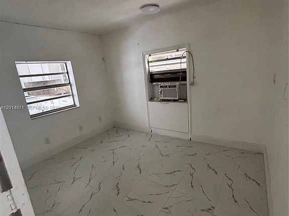 3rd image of 116 Allen Rd