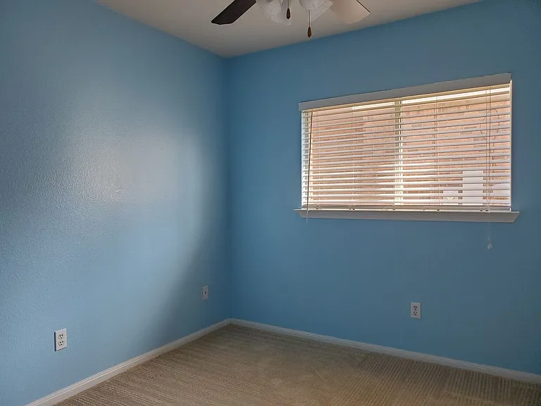 6304 Taree Loop — Photo 18