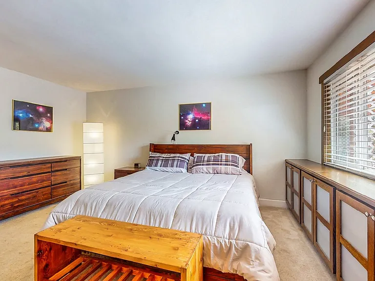 6543 Peachtree Ln — Photo 34