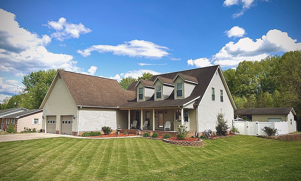 1st image of 94 Oakmont Dr