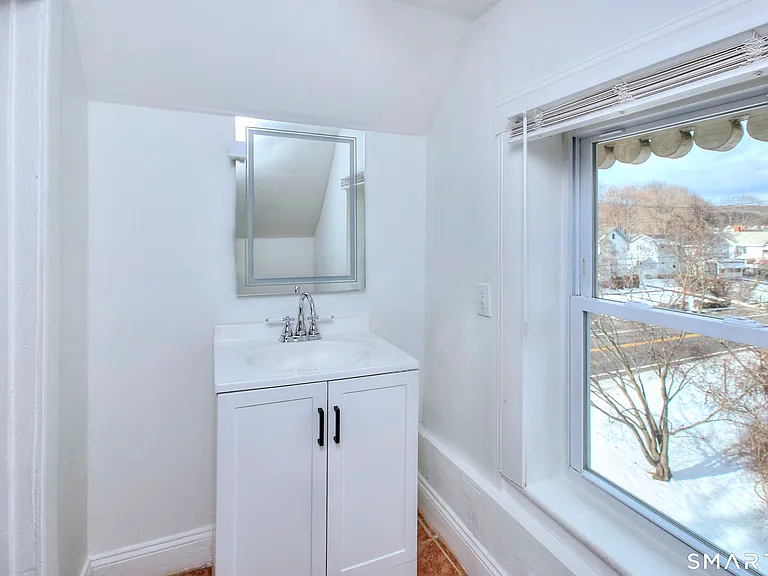 56 Franklin St — Photo 33