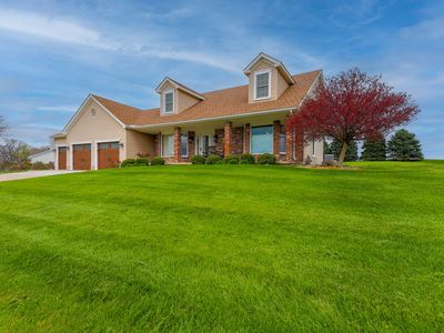 554 Fairway Dr, El Paso, IL, 61738