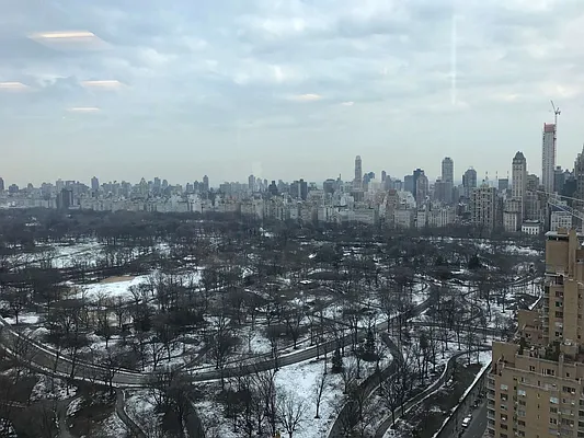 Rented by NY NY Condo, Inc | media 26