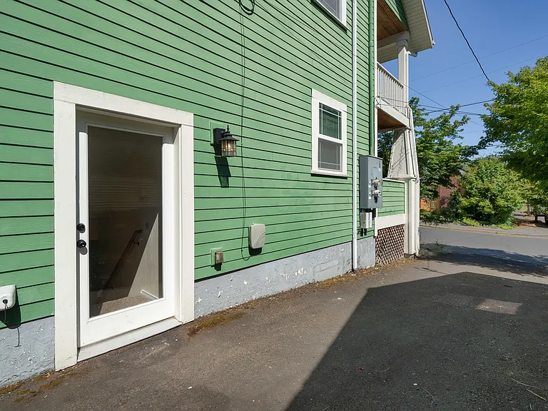 4642 SE Madison St #B — Photo 19