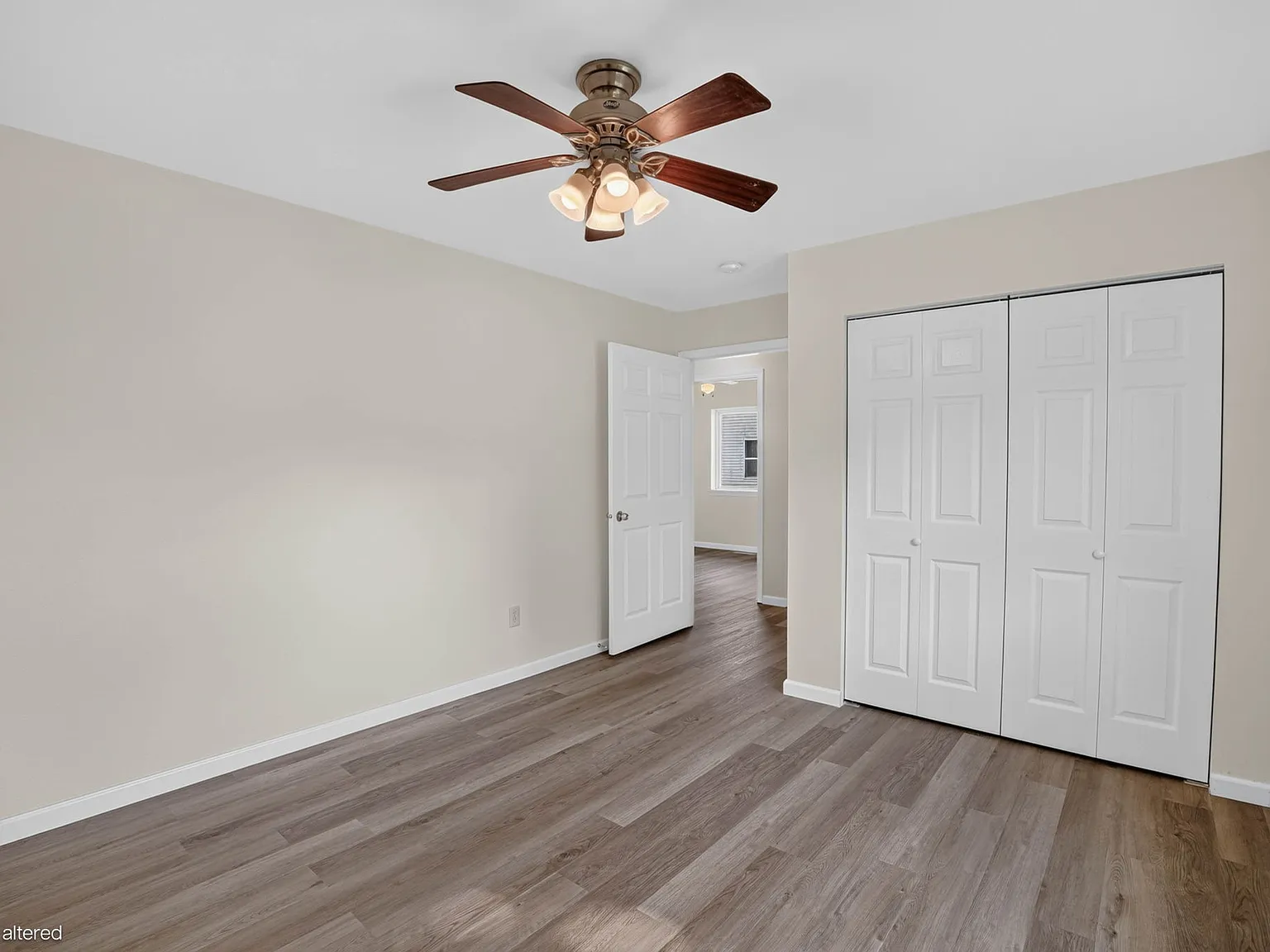 4 bed, 1228 sqft, $1,900 — Photo 4