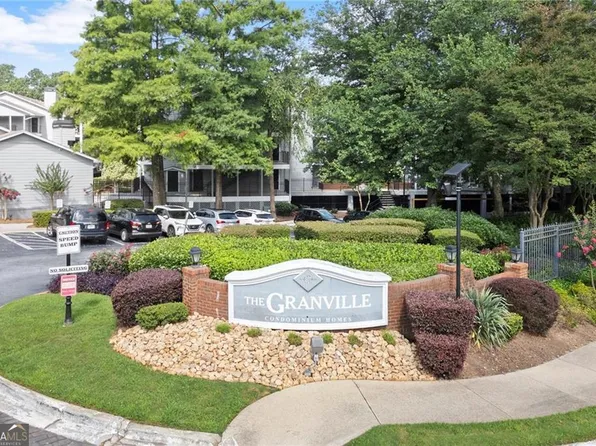 416 Granville Ct, Sandy Springs, GA 30328
