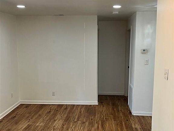 4th image of 67 Harmon St