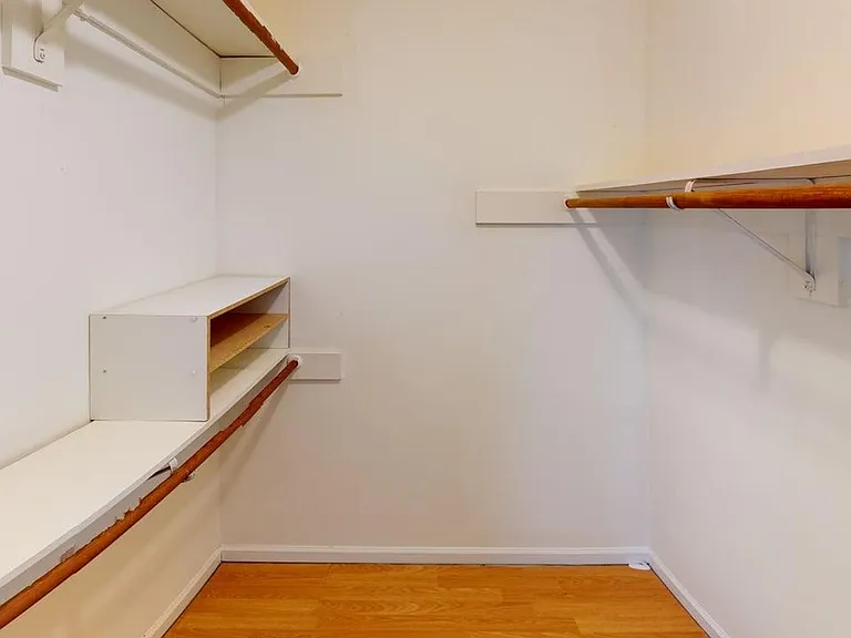1297 Timberbranch Ct — Photo 11