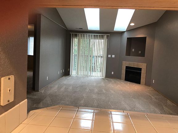 2nd image of 4000 NE 109th Ave Unit 200