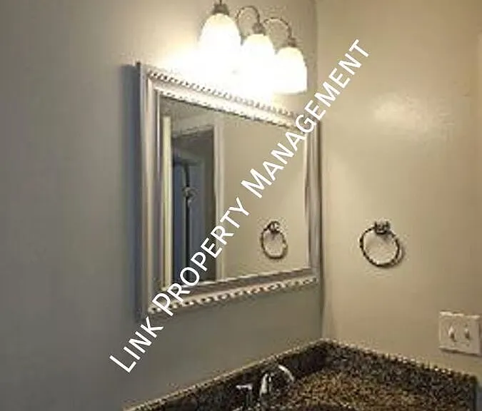 1640 Keeble St — Photo 20