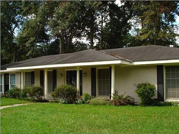 3rd image of 420 Brentwood Blvd