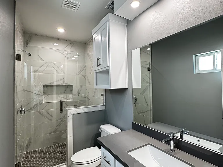3704 Ventura Ave #1 — Photo 10