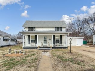 1713 W Chestnut St, Springfield, MO 65802