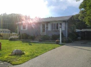 33 Brookside Rd, Rockland, MA 02370