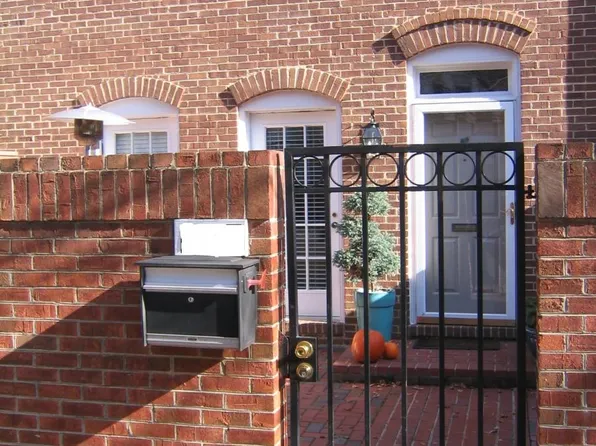 1027 N Stafford St, Arlington, VA 22201