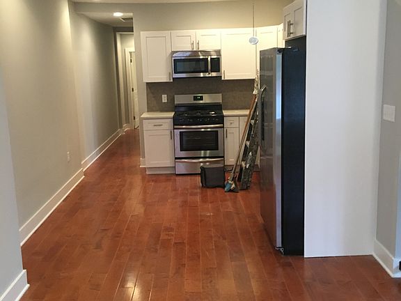 4th image of 1630 Wharton St Floor 2