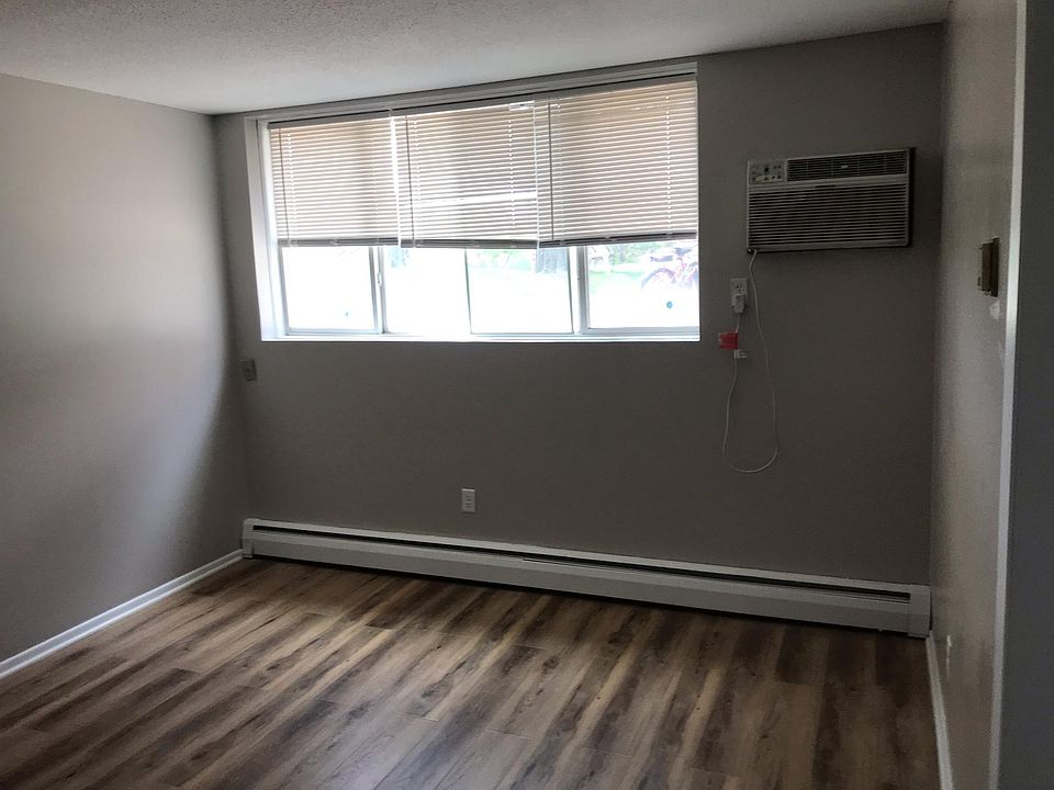 1st image of 1029 Raymond Ave