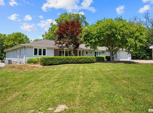 22475 N Main St, Morton, IL
