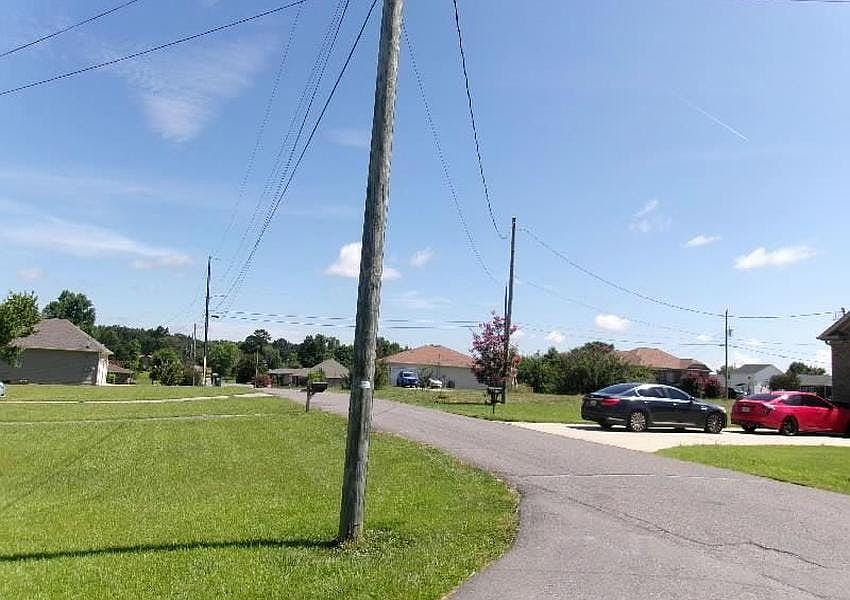 2nd image of 540 10th Ave