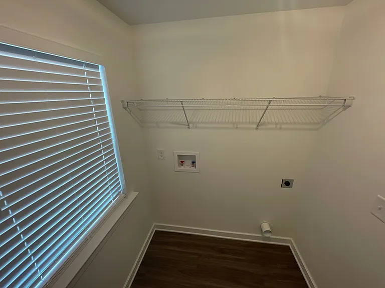 35 Coleman Ln — Photo 61