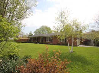 694 S Hempstead Rd, Westerville, OH 43081