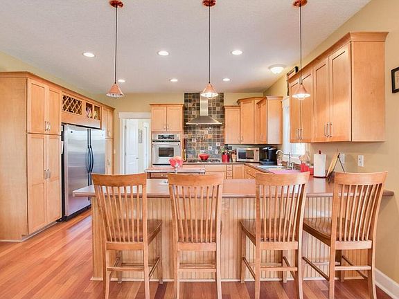 5th image of 6675 Odell Ave S