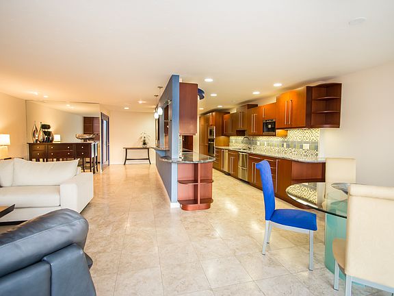 4th image of 89 Antigua Ct