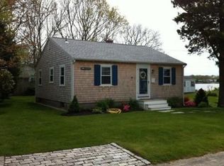 7 Lawrence St, East Falmouth, MA 02536