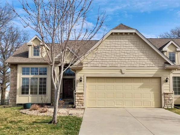 1698 Glade Dr SW, Altoona, IA 50009