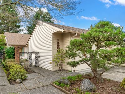 15890 SW Greens Way, Tigard, OR, 97224