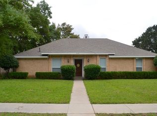 2234 Big Bend Dr, Carrollton, TX 75007