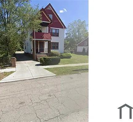2 bed, $1,140 — Photo 2