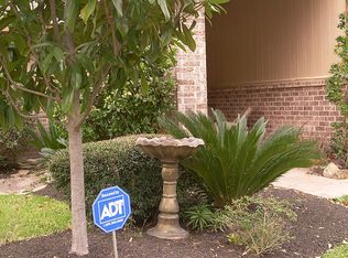 5618 Longforest Dr, Houston, TX 77088
