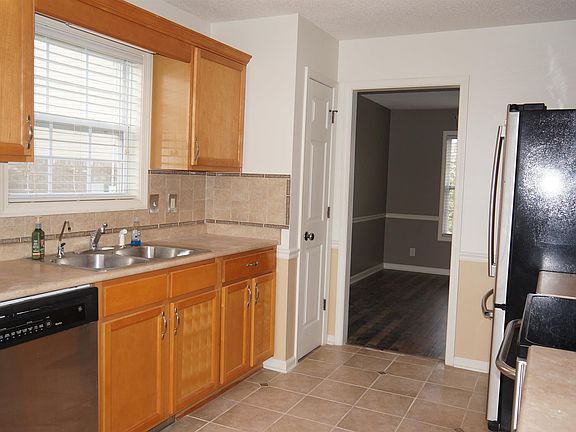 4th image of 1319 Whetstone Ct