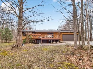 S1762 Three Rod Rd, Alden, NY 14004