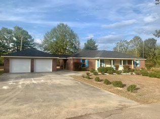 531 Hopewell Rd, Collins, MS 39428