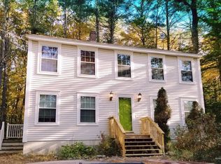 63 Grandview Dr, Limerick, ME 04048