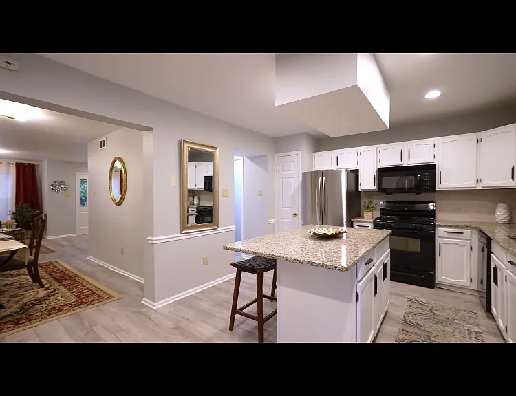 110 Magnolia Ct — Photo 10