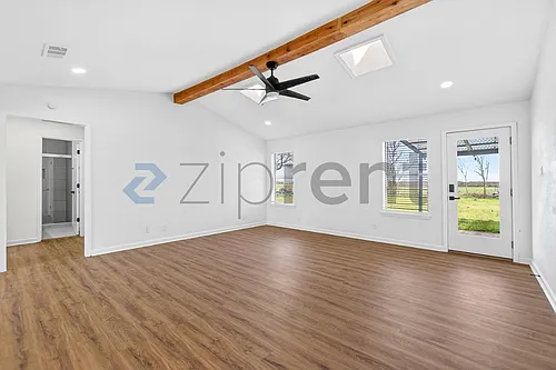2404 State Highway 289 Photo 1
