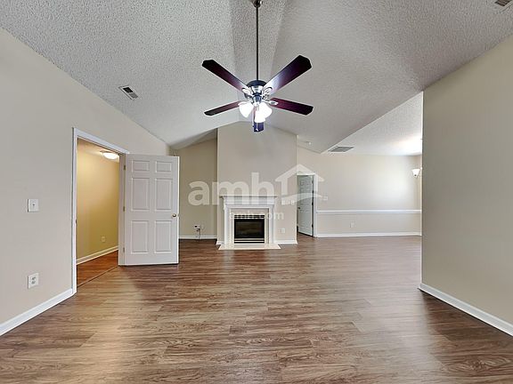 5th image of 4038 River Falls Dr