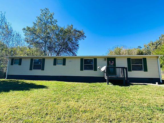 3rd image of 5121 Tenwood Dr