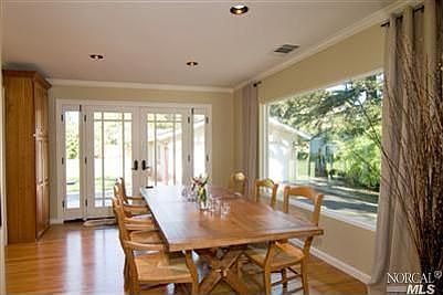 4th image of 1026 Rose Dr