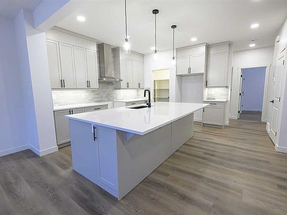 5th image of 8702 N 128th Ave