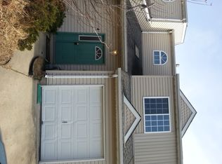 4 Sage Dr, Lumberton, NJ 08048