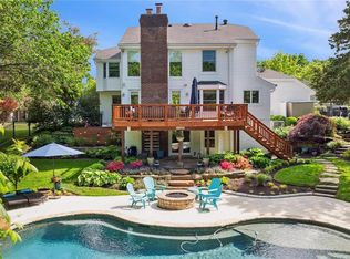 16223 Pepper View Ct, Chesterfield, MO 63005