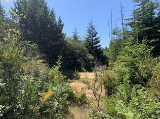 823 Fulton Ave, Coos Bay, OR 97420