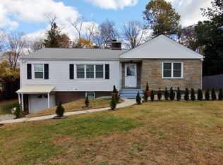 663 High Ridge Rd, Stamford, CT 06905